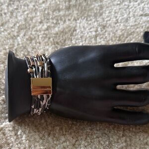 Gold and Black faux leather magnatic close Bracelet
